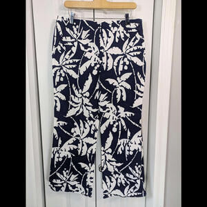 Trina Turk NWT Women's Size 10 Navy Blue White Pants